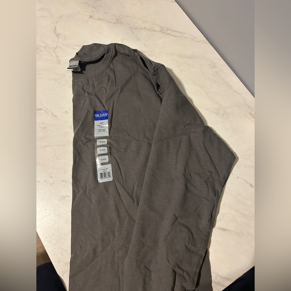Gildan Men's Long Sleeve Tee in Charcoal